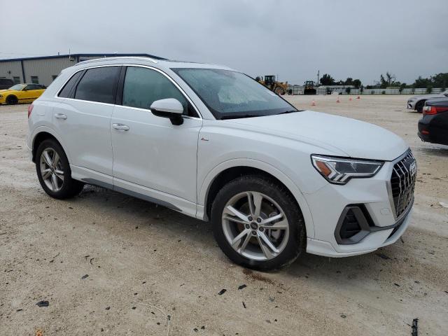 Photo 4 from auction – 2024 AUDI Q3 PREMIUM with VIN WA1EECF35R1101255