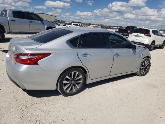 Photo 3 from auction – 2017 NISSAN ALTIMA 2.5 with VIN 1N4AL3AP0HC196854
