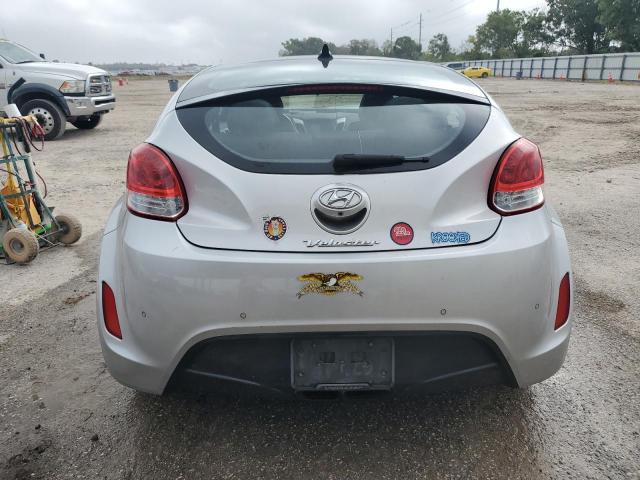 Photo 6 from auction – 2016 HYUNDAI VELOSTER with VIN KMHTC6AD4GU277984
