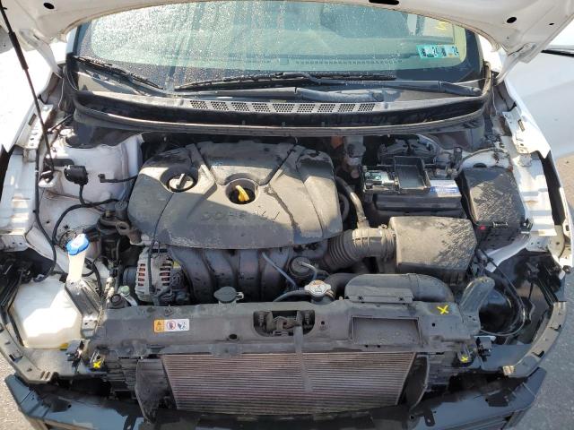 Photo 11 from auction – 2013 HYUNDAI ELANTRA GL with VIN 5NPDH4AE2DH236945