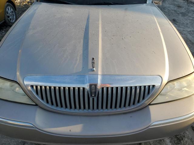 Photo 11 from auction – 2003 LINCOLN TOWN CAR E with VIN 1LNHM81W33Y639757