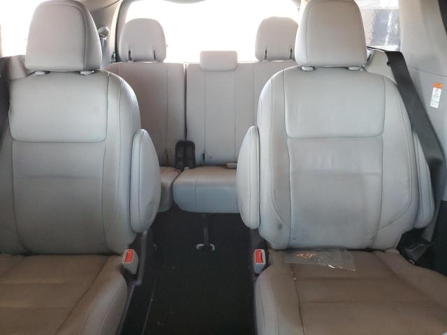 Photo 10 from auction – 2015 TOYOTA SIENNA XLE with VIN 5TDYK3DC7FS670153
