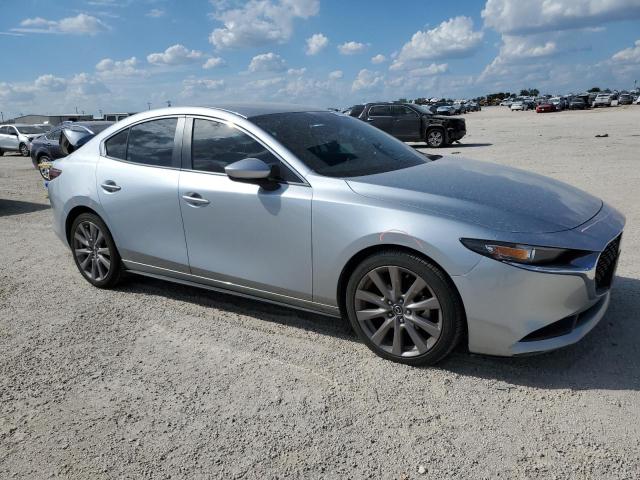 Photo 4 from auction – 2019 MAZDA 3 SELECT with VIN 3MZBPAAL7KM108762