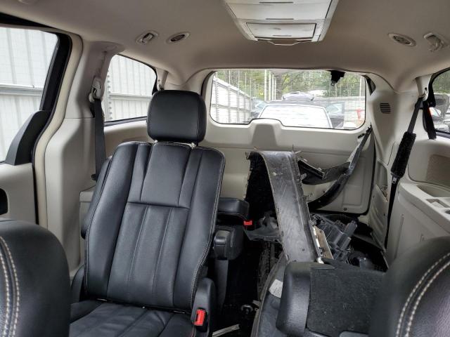 Photo 10 from auction – 2012 CHRYSLER TOWN & COU with VIN 2C4RC1BG9CR337825
