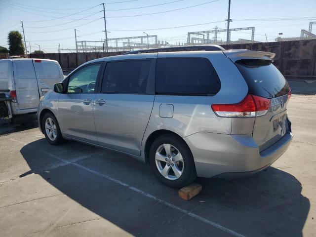 Photo 2 from auction – 2011 TOYOTA SIENNA LE with VIN 5TDKK3DC7BS042478