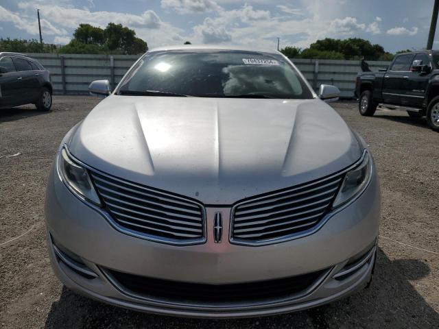 Photo 5 from auction – 2013 LINCOLN MKZ with VIN 3LN6L2G98DR825741