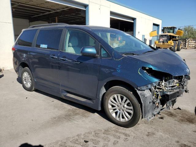 Photo 4 from auction – 2012 TOYOTA SIENNA XLE with VIN 5TDYK3DC4CS264472