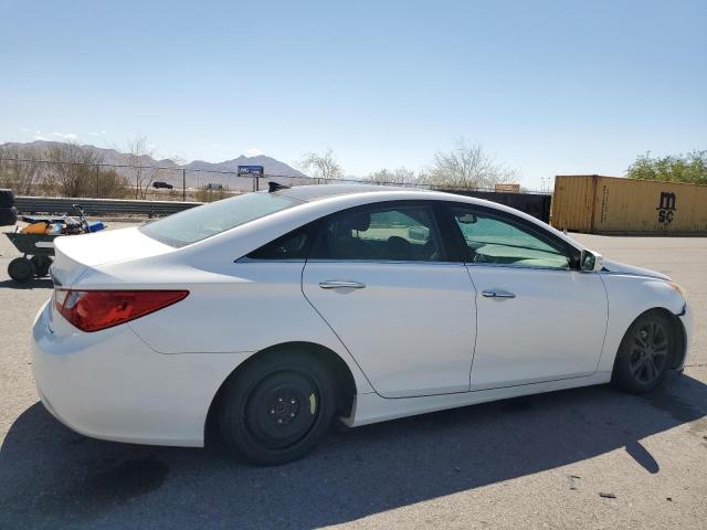 Photo 3 from auction – 2013 HYUNDAI SONATA SE with VIN 5NPEC4AC6DH597399