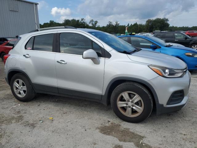 Photo 4 from auction – 2018 CHEVROLET TRAX 1LT with VIN 3GNCJLSB5JL274722