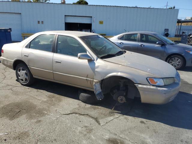 Photo 4 from auction – 1997 TOYOTA CAMRY LE with VIN JT2BF22KXV0071742