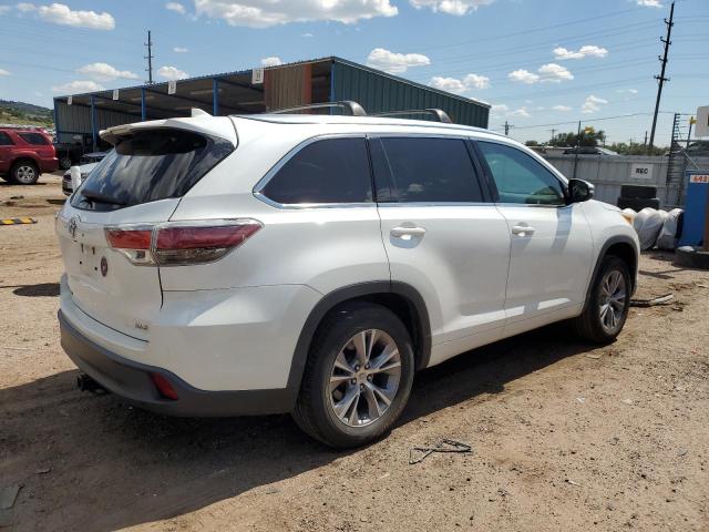 Photo 3 from auction – 2015 TOYOTA HIGHLANDER with VIN 5TDKKRFH6FS117768
