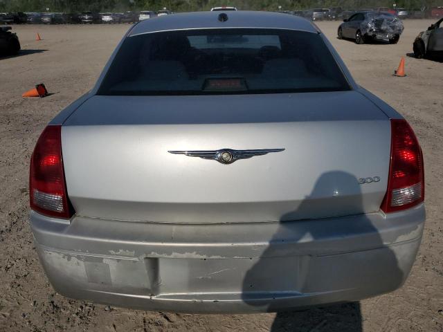 Photo 6 from auction – 2006 CHRYSLER 300 with VIN 2C3KA43R96H181129