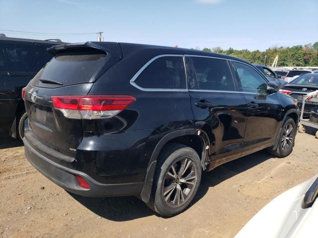 Photo 3 from auction – 2017 TOYOTA HIGHLANDER with VIN 5TDBZRFH5HS390019