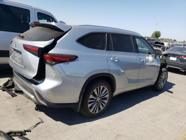 Photo 3 from auction – 2022 TOYOTA HIGHLANDER with VIN 5TDFZRBH3NS235214