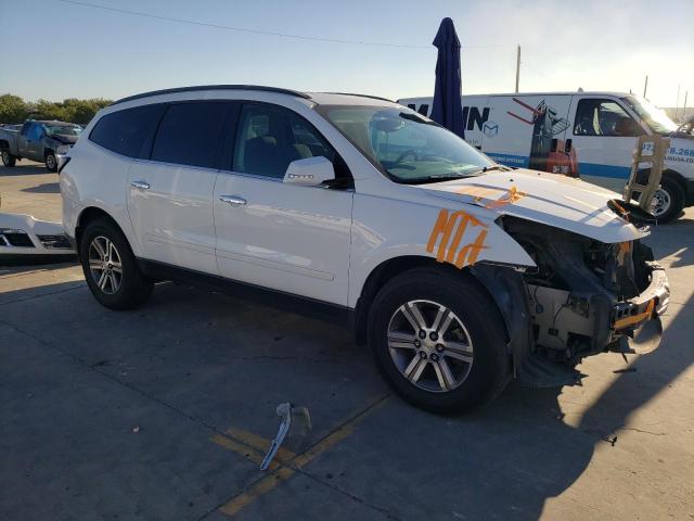 Photo 4 from auction – 2017 CHEVROLET TRAVERSE L with VIN 1GNKRHKD3HJ133524