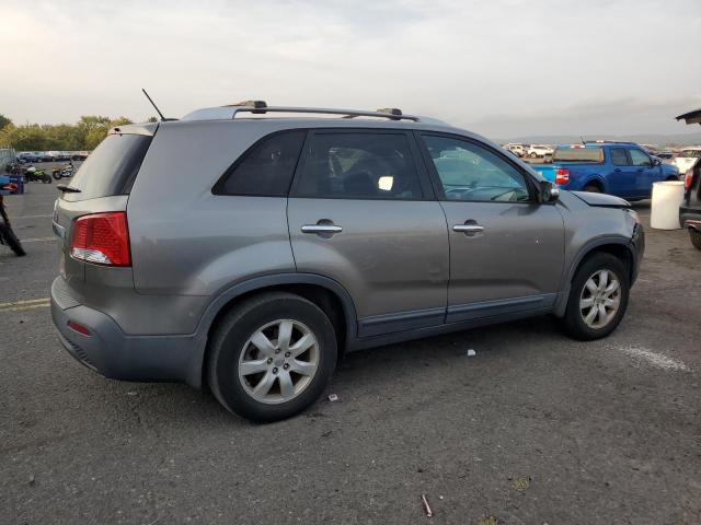 Photo 3 from auction – 2013 KIA SORENTO LX with VIN 5XYKT3A60DG348935
