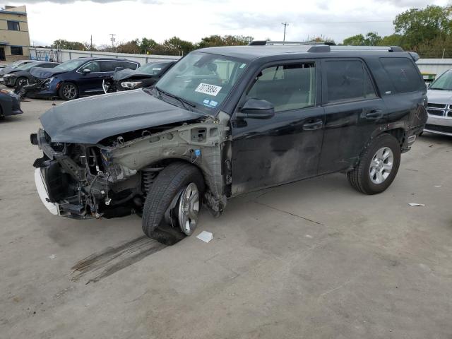 TOYOTA 4RUNNER SR 2022 with VIN JTEEU5JR6N5266309 - Photo from auction