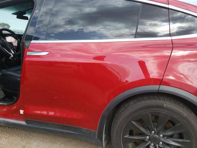 Photo 11 from auction – 2020 TESLA MODEL X with VIN 5YJXCBE26LF231292