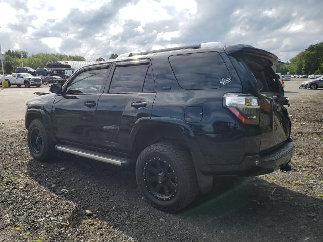 Photo 2 from auction – 2017 TOYOTA 4RUNNER SR with VIN JTEBU5JRXH5449767