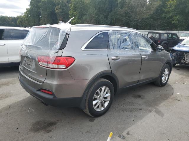 Photo 3 from auction – 2016 KIA SORENTO LX with VIN 5XYPG4A35GG061634