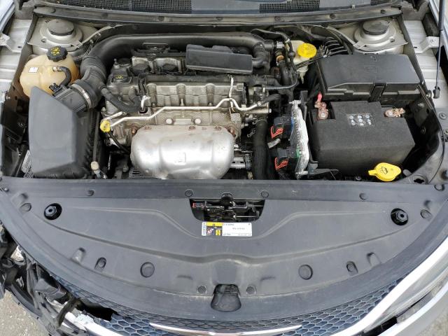 Photo 11 from auction – 2015 CHRYSLER 200 LIMITE with VIN 1C3CCCAB5FN654661