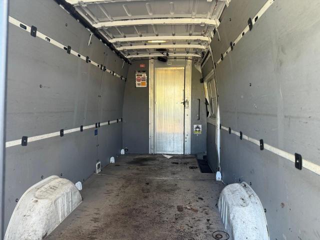 Photo 6 from auction – 2014 MERCEDES-BENZ SPRINTER 2 with VIN WD3PE8DE7E5902217