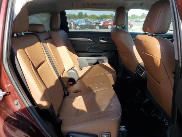 Photo 11 from auction – 2019 TOYOTA HIGHLANDER with VIN 5TDDZRFH0KS993072