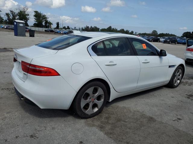 Photo 3 from auction – 2018 JAGUAR XE with VIN SAJAR4FX3JCP38835