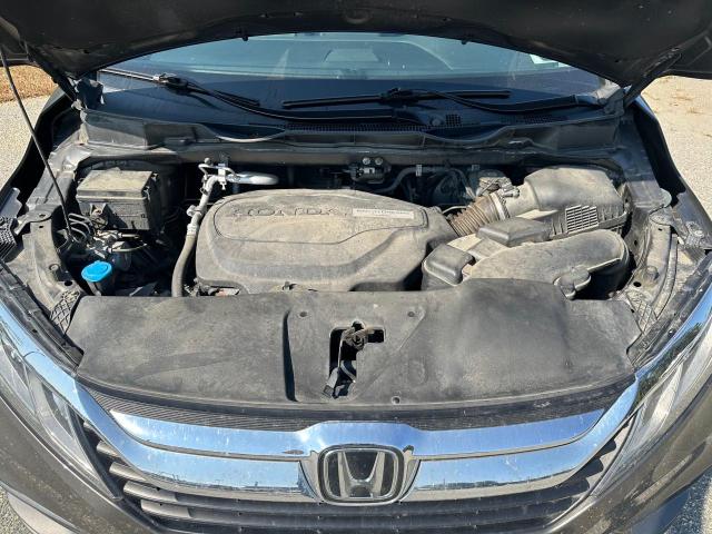 Photo 7 from auction – 2018 HONDA ODYSSEY EX with VIN 5FNRL6H71JB072556