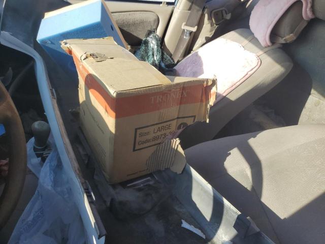 Photo 7 from auction – 2000 TOYOTA COROLLA VE with VIN 1NXBR12E3YZ365785