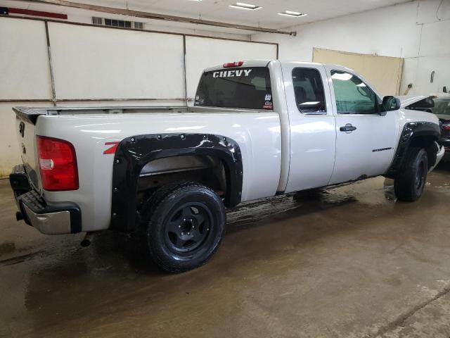 Photo 3 from auction – 2007 CHEVROLET SILVERADO with VIN 2GCEK19JX71650633