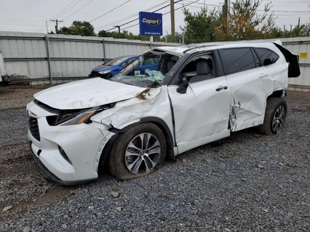 TOYOTA HIGHLANDER 2024 z numerem VIN 5TDKDRBH9RS548643 - Zdjęcie z aukcji