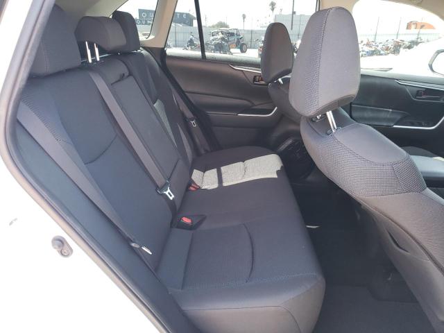 Photo 11 from auction – 2020 TOYOTA RAV4 LE with VIN JTMH1RFV6LD055296