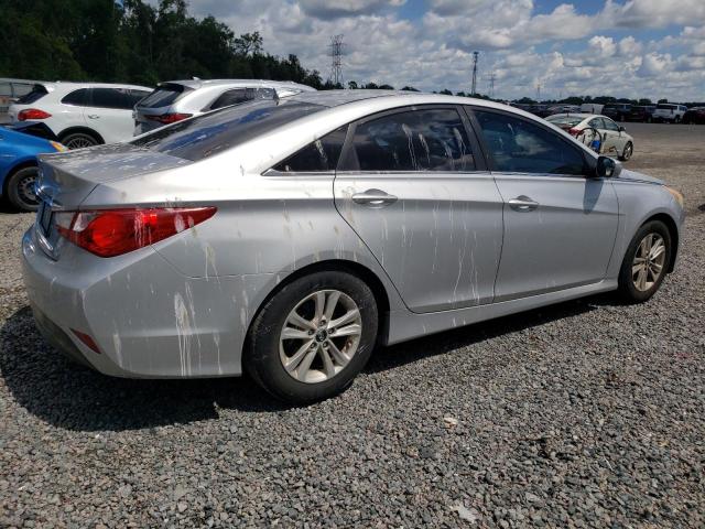 Photo 3 from auction – 2014 HYUNDAI SONATA GLS with VIN 5NPEB4AC5EH848711