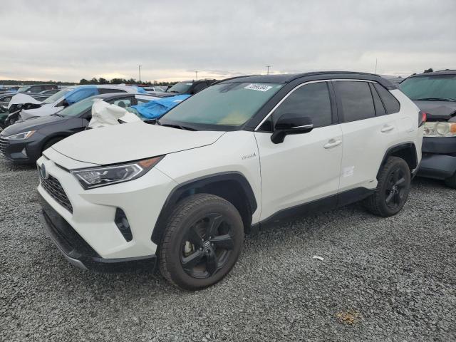 TOYOTA RAV4 XSE 2020 with VIN 2T3EWRFV2LW073513 - Photo from auction