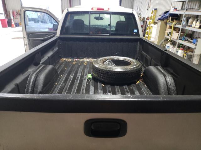 Photo 10 from auction – 2005 CHEVROLET SILVERADO with VIN 1GCEC14X35Z288593