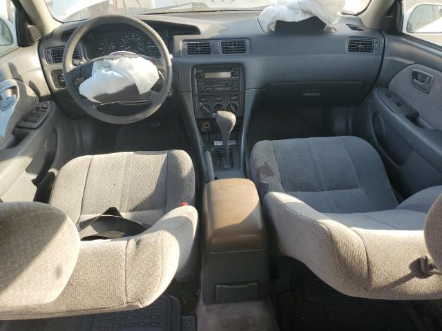 Photo 8 from auction – 2001 TOYOTA CAMRY with VIN JT2BG22K410573122