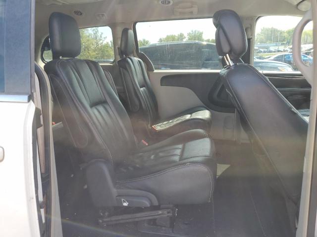 Photo 11 from auction – 2012 CHRYSLER TOWN & COU with VIN 2C4RC1BG7CR239988