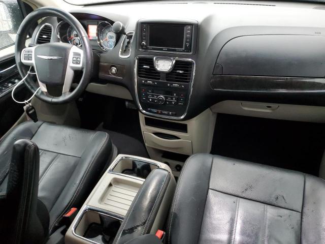 Photo 8 from auction – 2016 CHRYSLER TOWN & COU with VIN 2C4RC1BG5GR148921