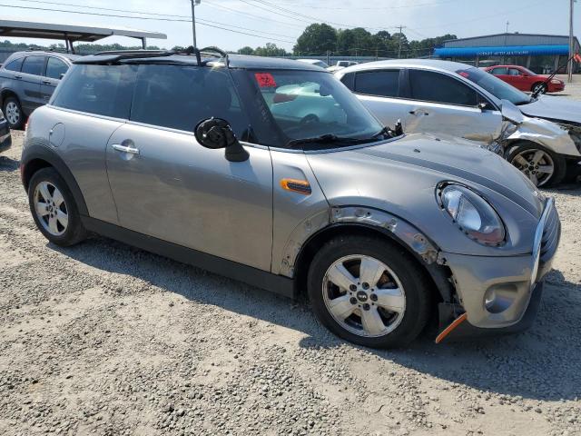 Photo 4 from auction – 2017 MINI COOPER with VIN WMWXP5C31H2F61448