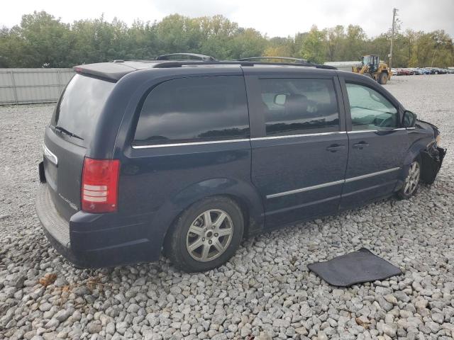 Photo 3 from auction – 2010 CHRYSLER TOWN & COU with VIN 2A4RR5DX2AR185932