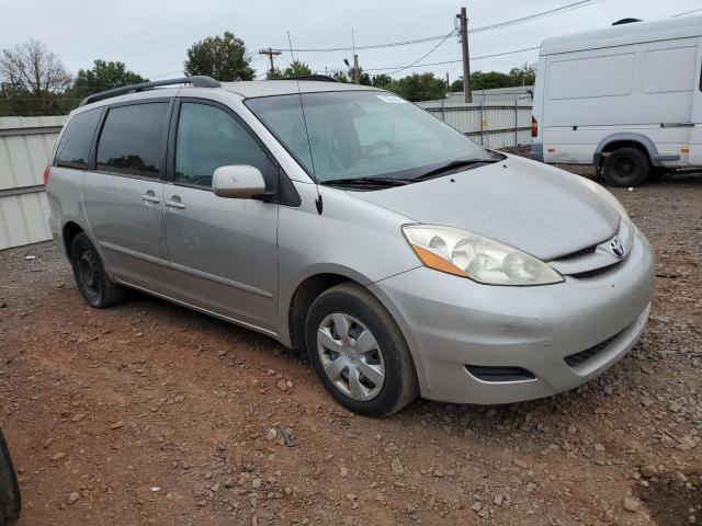 Photo 4 from auction – 2010 TOYOTA SIENNA CE with VIN 5TDKK4CCXAS340299
