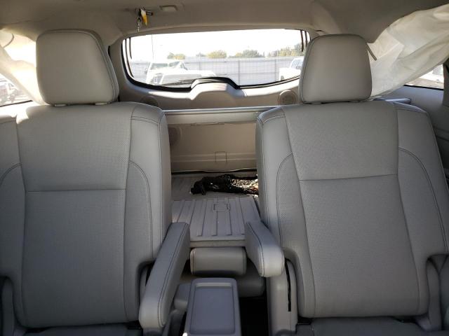 Photo 10 from auction – 2017 TOYOTA HIGHLANDER with VIN 5TDDZRFH0HS455934