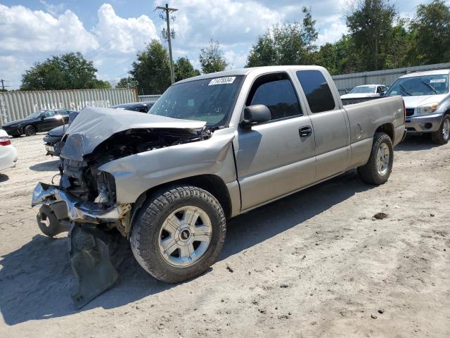 GMC NEW SIERRA 2003 con VIN 2GTEC19V431257267 - Foto de la subasta