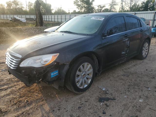 CHRYSLER 200 TOURIN 2013 with VIN 1C3CCBBB6DN570547 - Photo from auction