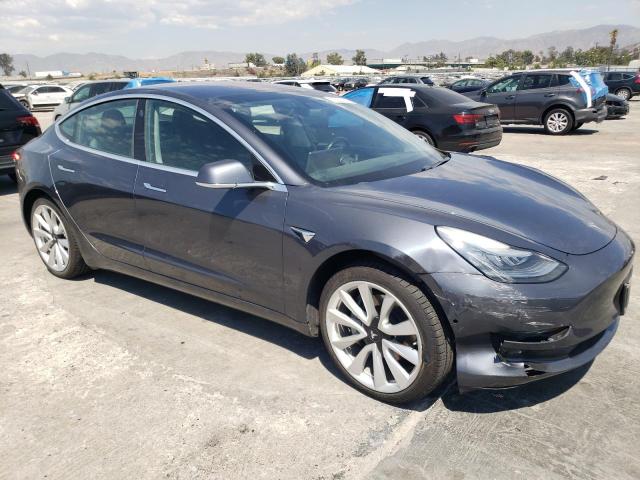 Photo 4 from auction – 2018 TESLA MODEL 3 with VIN 5YJ3E1EA8JF163357