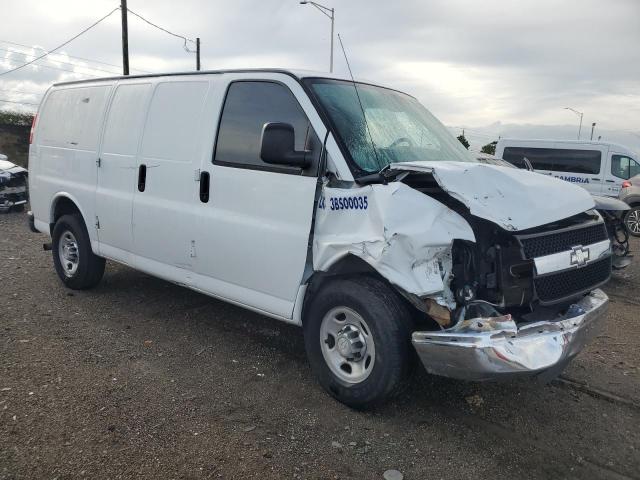 Photo 4 from auction – 2015 CHEVROLET EXPRESS G2 with VIN 1GCWGFCF8F1197205
