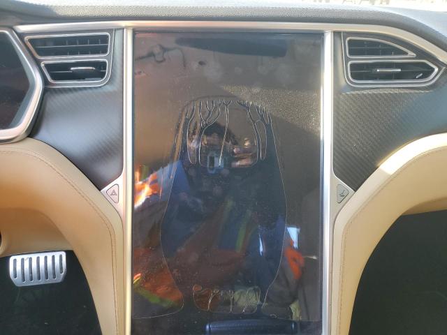 Photo 9 from auction – 2013 TESLA MODEL S with VIN 5YJSA1DP4DFP17351