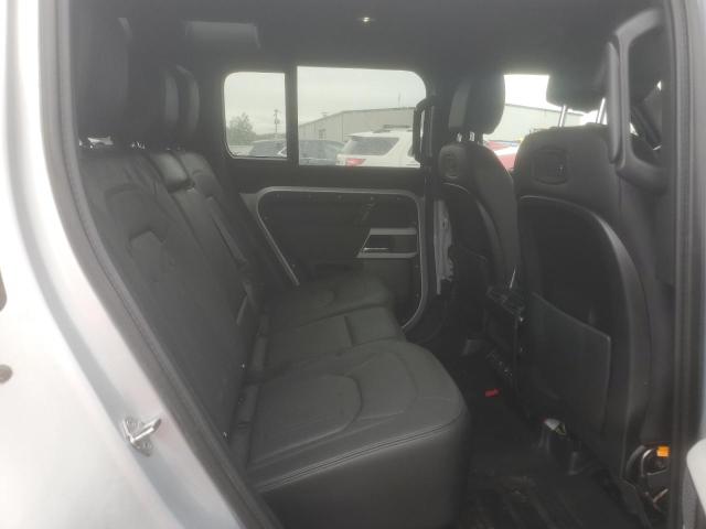 Photo 11 from auction – 2022 LAND ROVER DEFENDER 1 with VIN SALEP7RU0N2106968