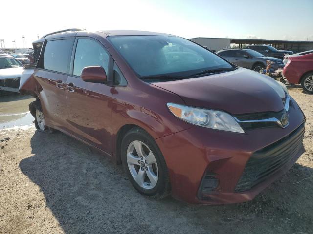 Photo 4 from auction – 2018 TOYOTA SIENNA LE with VIN 5TDKZ3DCXJS949641